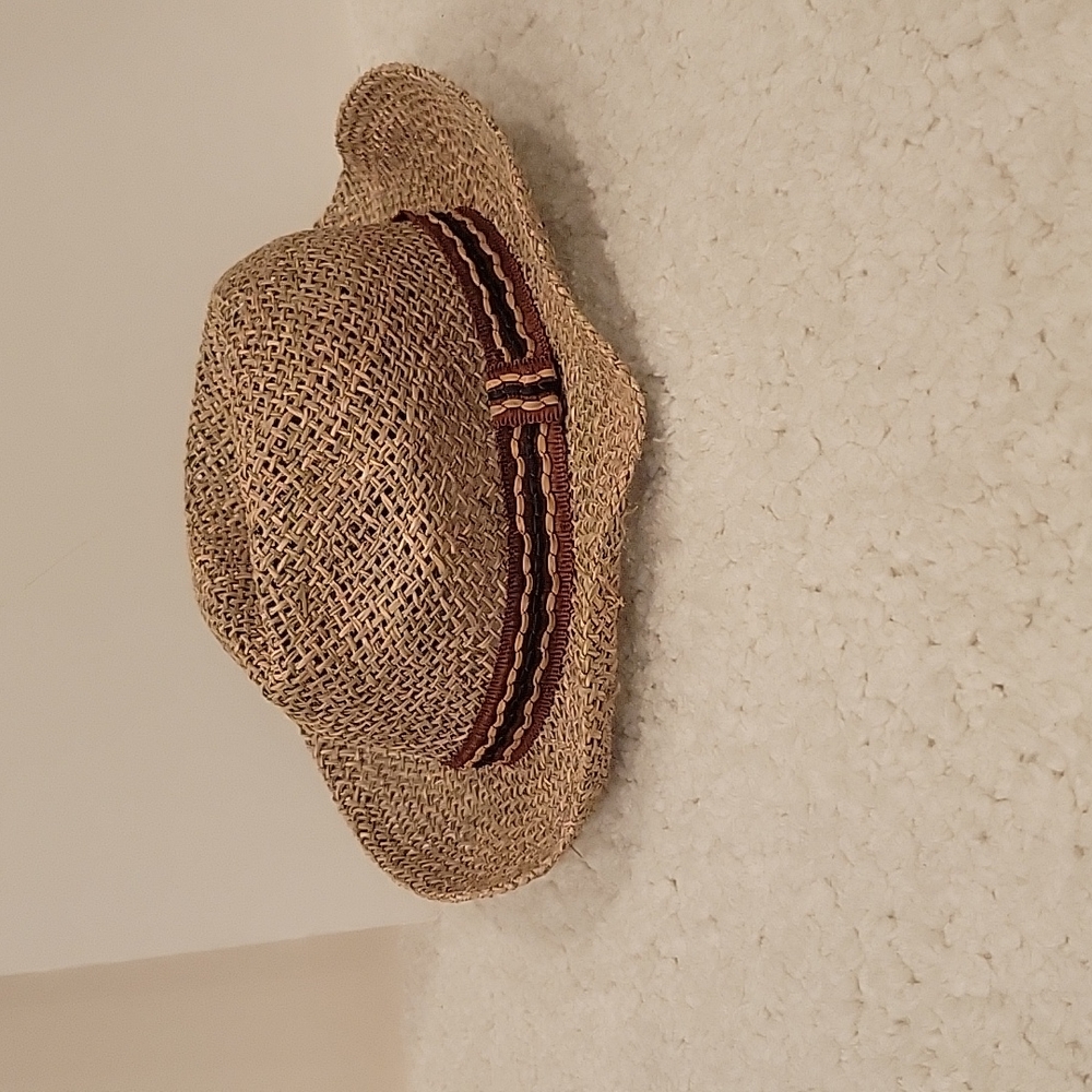 Straw hat